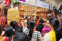 Madhurima Launches HiLife Exhibition at Novotel